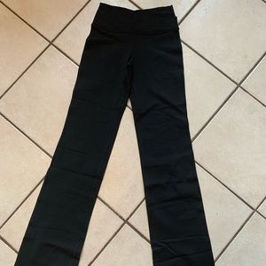 Lululemon yoga pants size 2Tall
